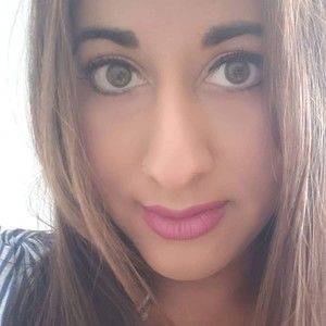 Meet your Posher, Aparna